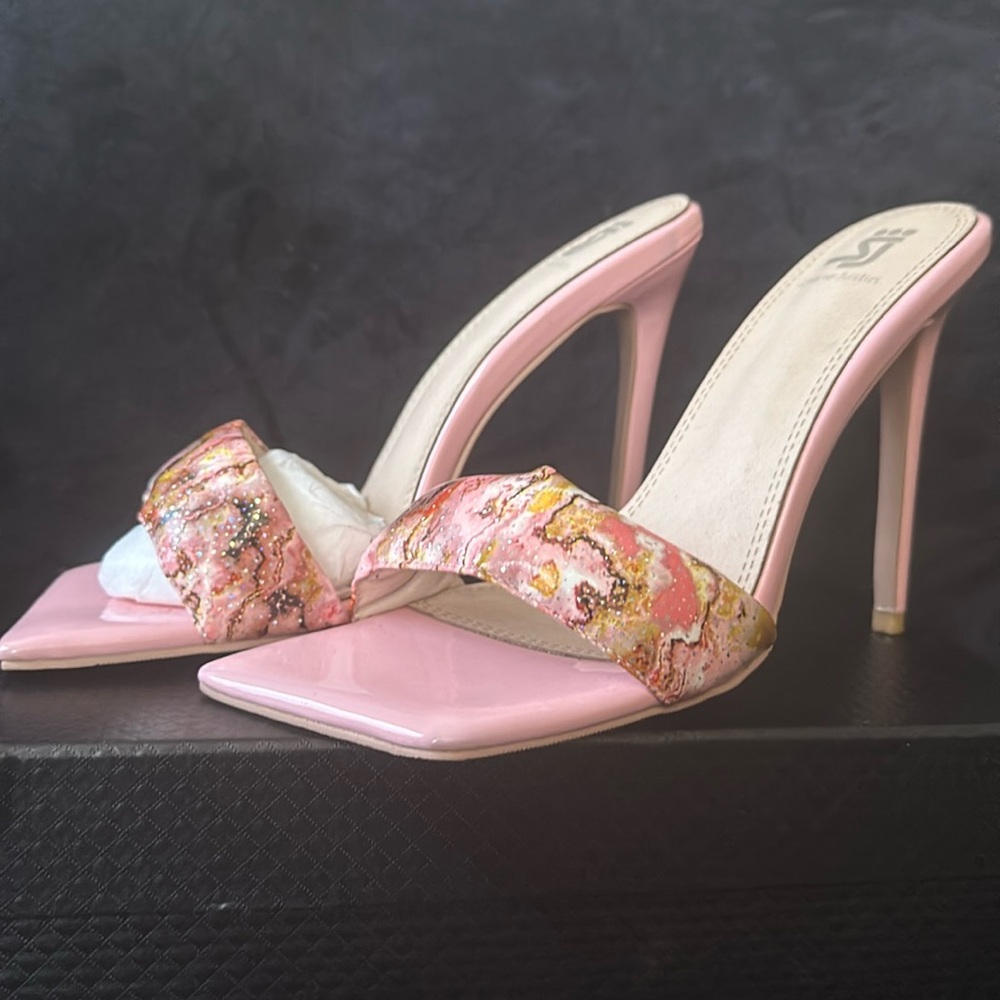 Marble Cut Sandal